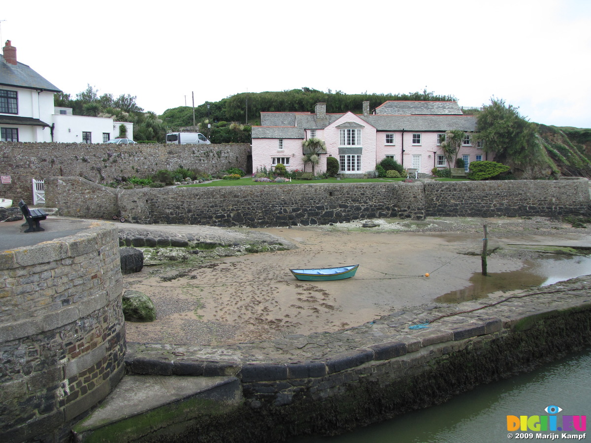 dating in bude cornwall ny Find or offer houses and flats in bude, cornwall discover a property deal right now on gumtree. dating in bude cornwall ny Find or offer houses and flats in bude, cornwall discover a property deal right now on gumtree.