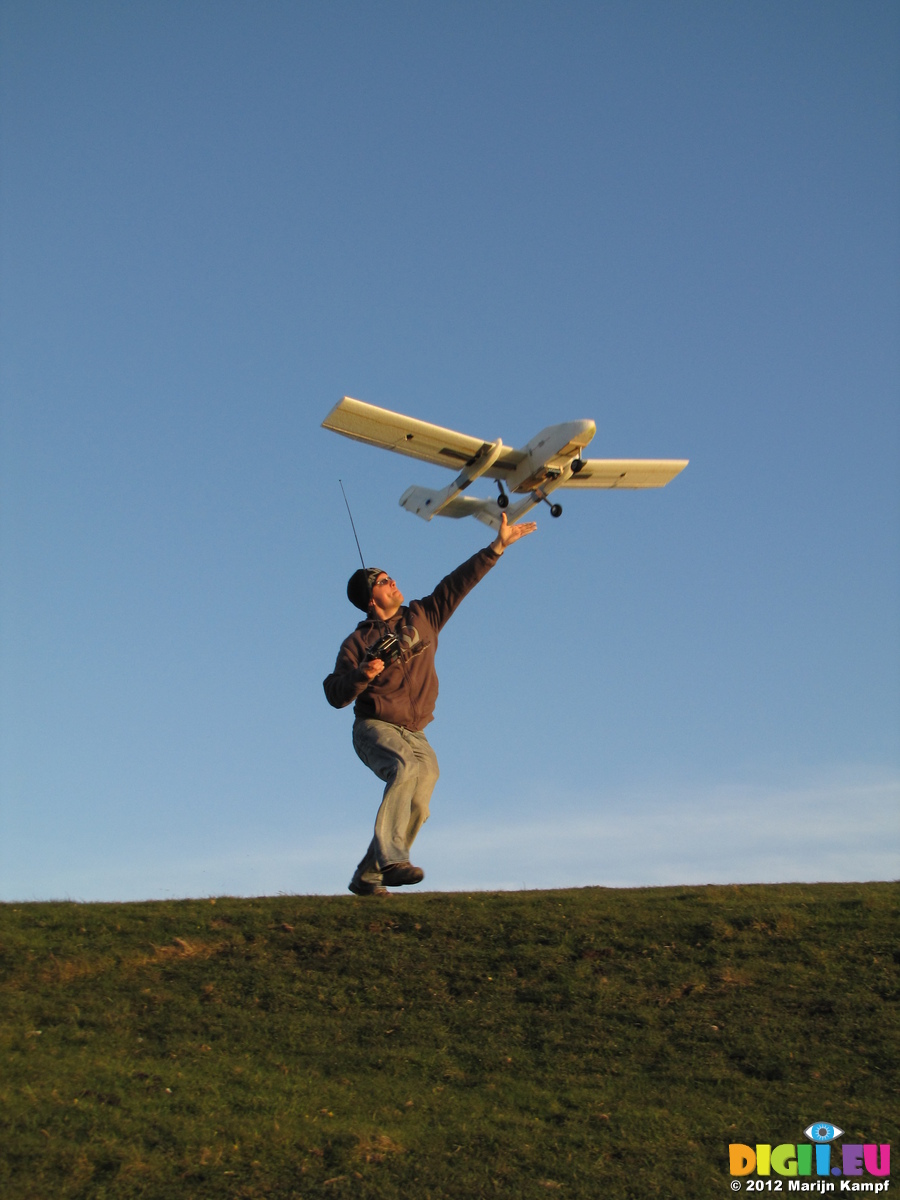 flying remote control plane
